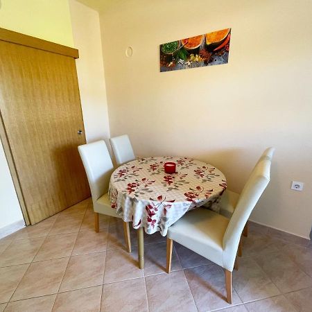 Apartmani Combaj Jadranovo Extérieur photo