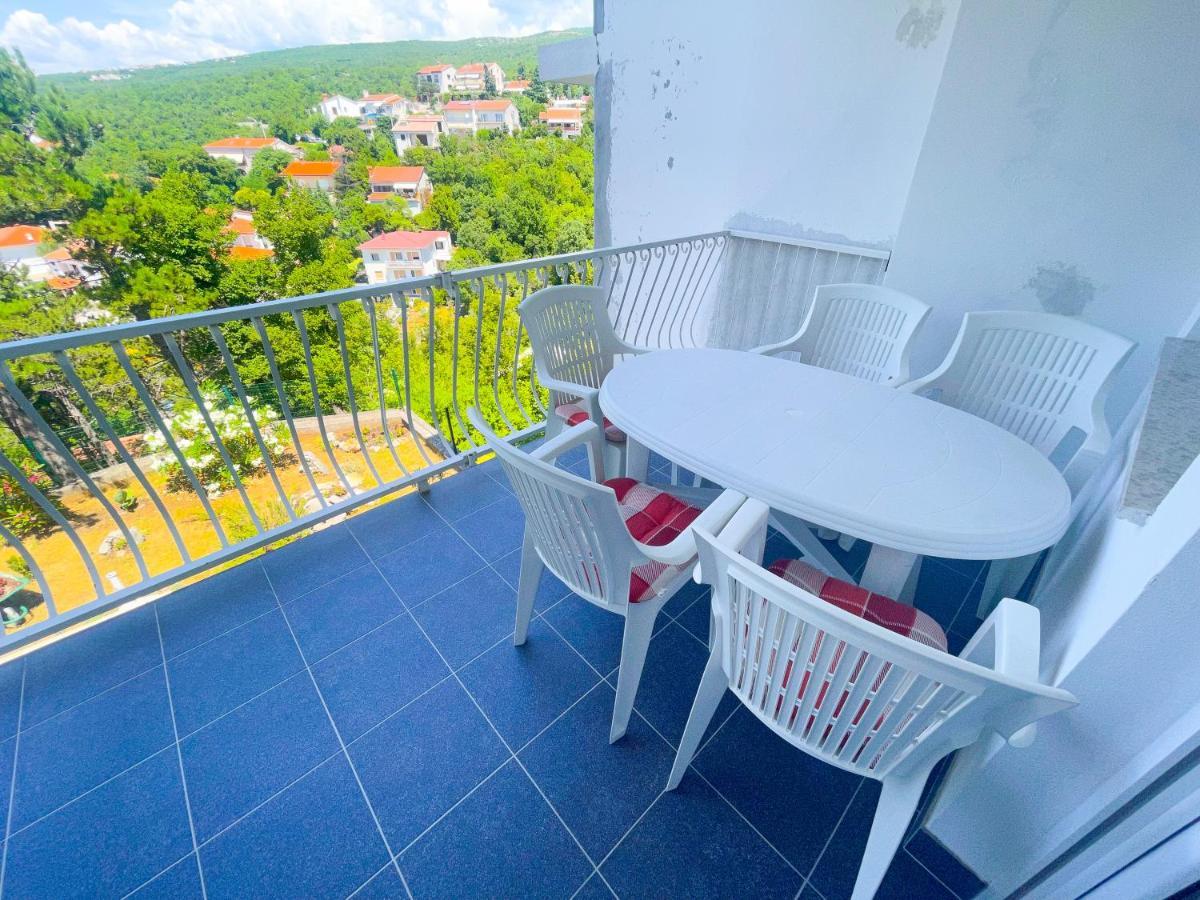 Apartmani Combaj Jadranovo Extérieur photo